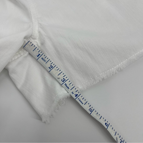 White Cargo Shorts Frayed Edge Utility Coastal Chic Beachy Effortless Vacation - Picture 6 of 11